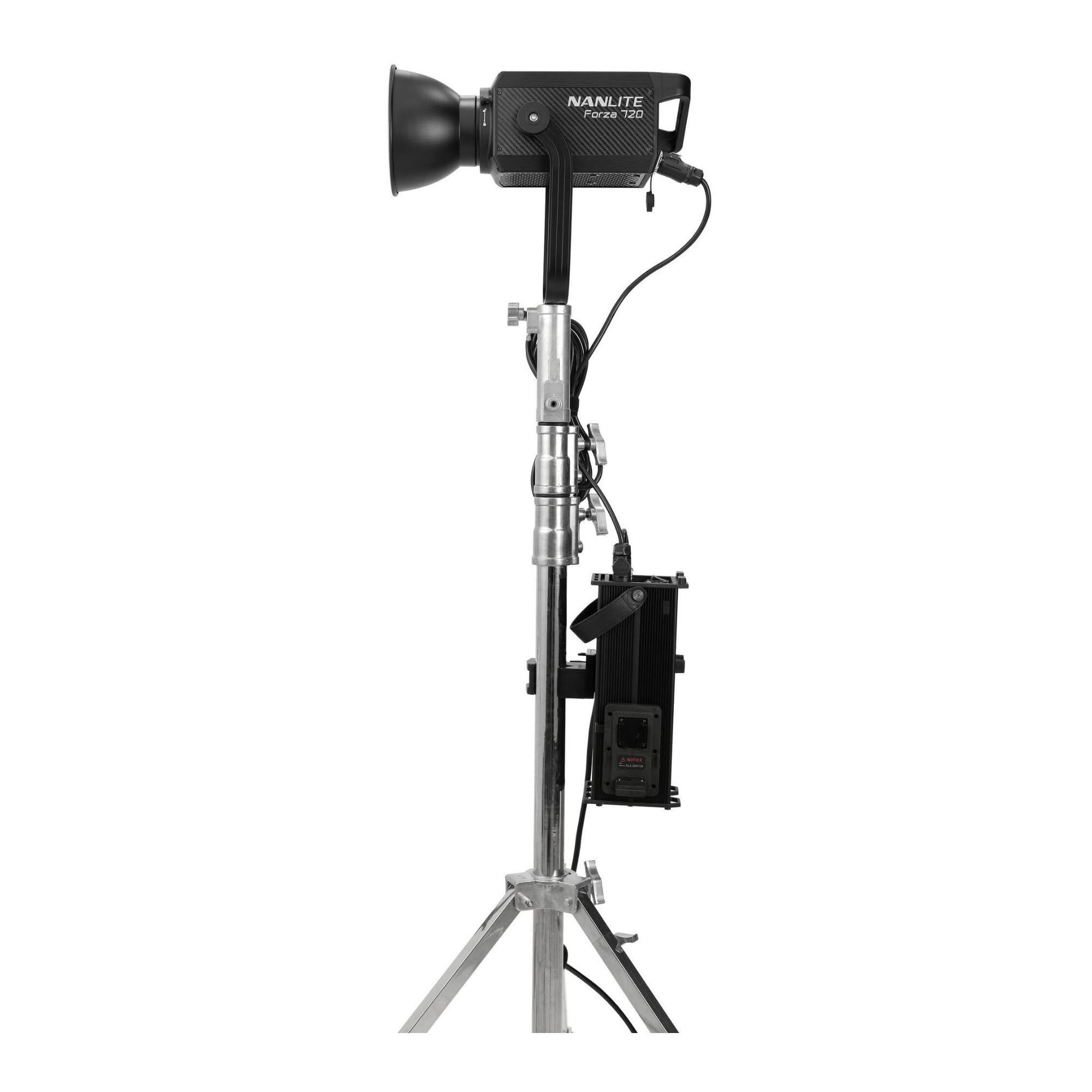 NANLITE Forza 720 LED スポットライト ナンライト 600w Amazon.com : Nanlite Forza 720 LED Spotlight | Rolling Case